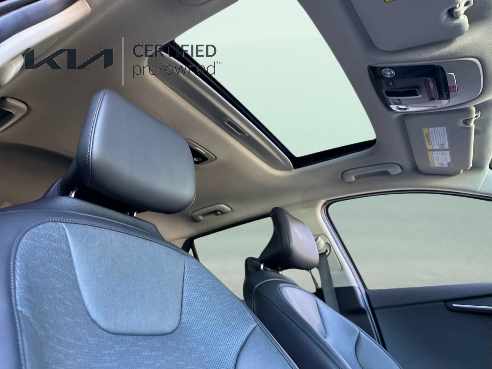 Certified 2024 Kia Niro Wave w/ Wave Preserve Package FWD image 17