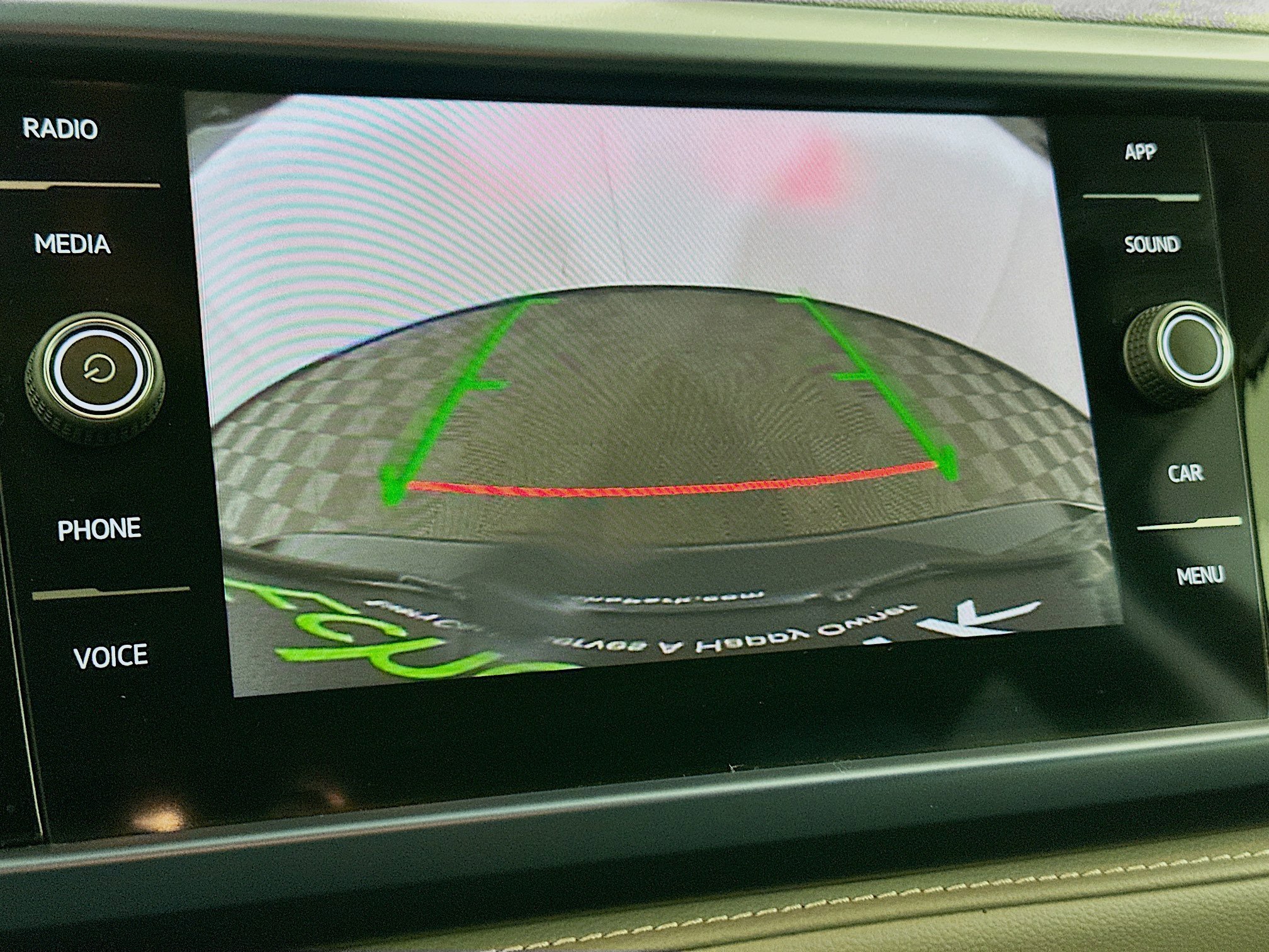 Used 2024 Volkswagen Taos SE image 23