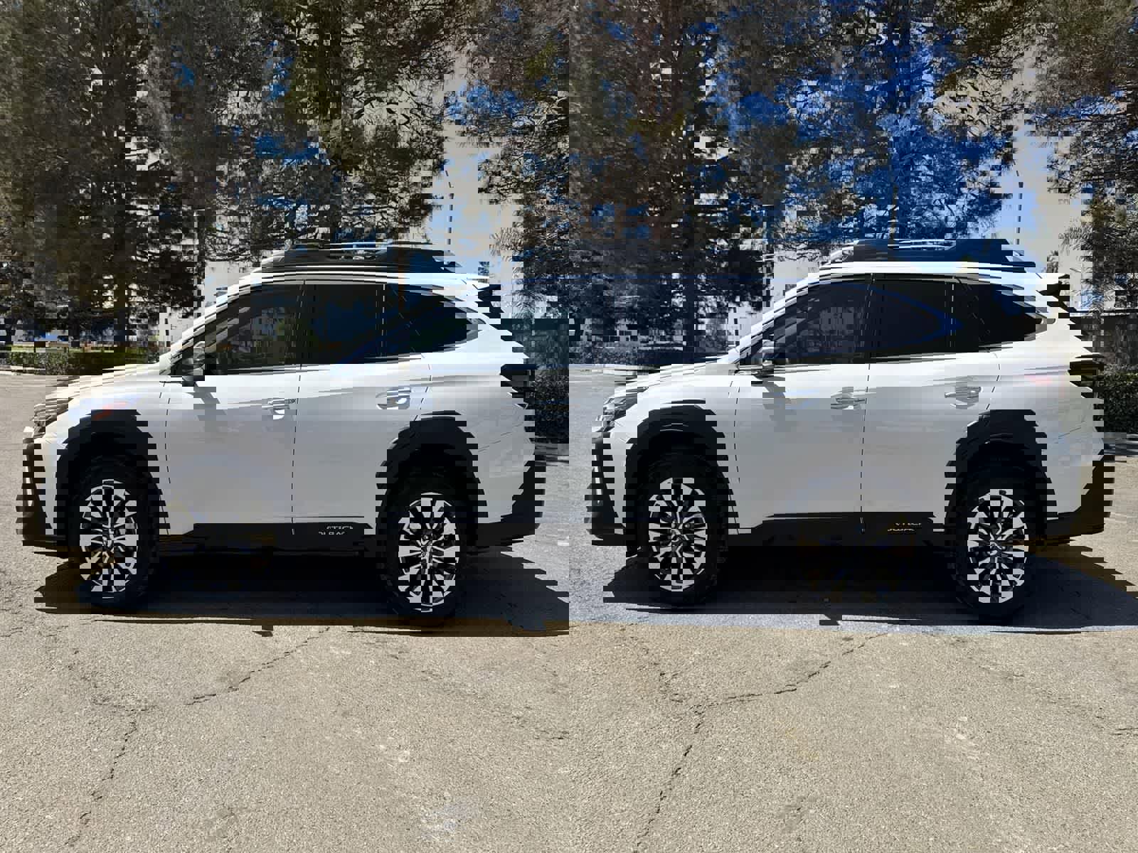 Used 2025 Subaru Outback Touring XT image 5