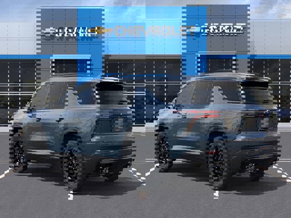 New 2026 Chevrolet Traverse LT w/ Midnight/Sport Edition image 3