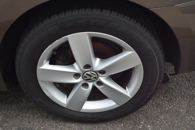 Used 2015 Volkswagen Jetta TDI SE FWD image 42