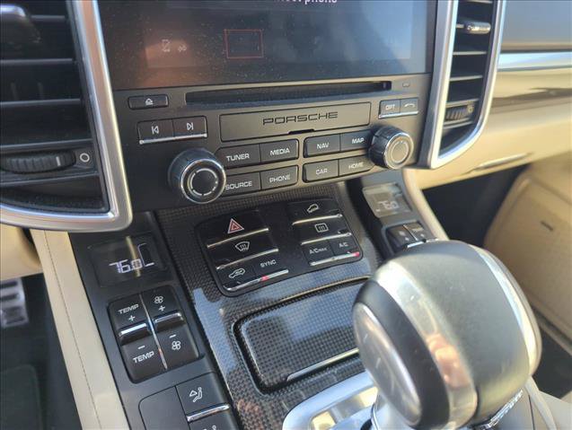 Used 2017 Porsche Cayenne GTS AWD/4WD image 18