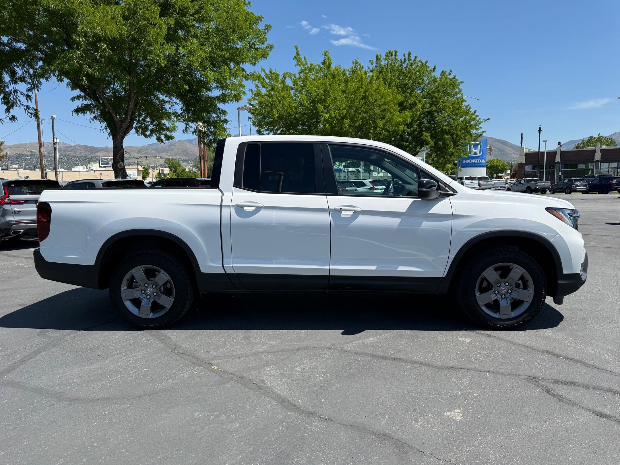 Certified 2025 Honda Ridgeline TrailSport image 2