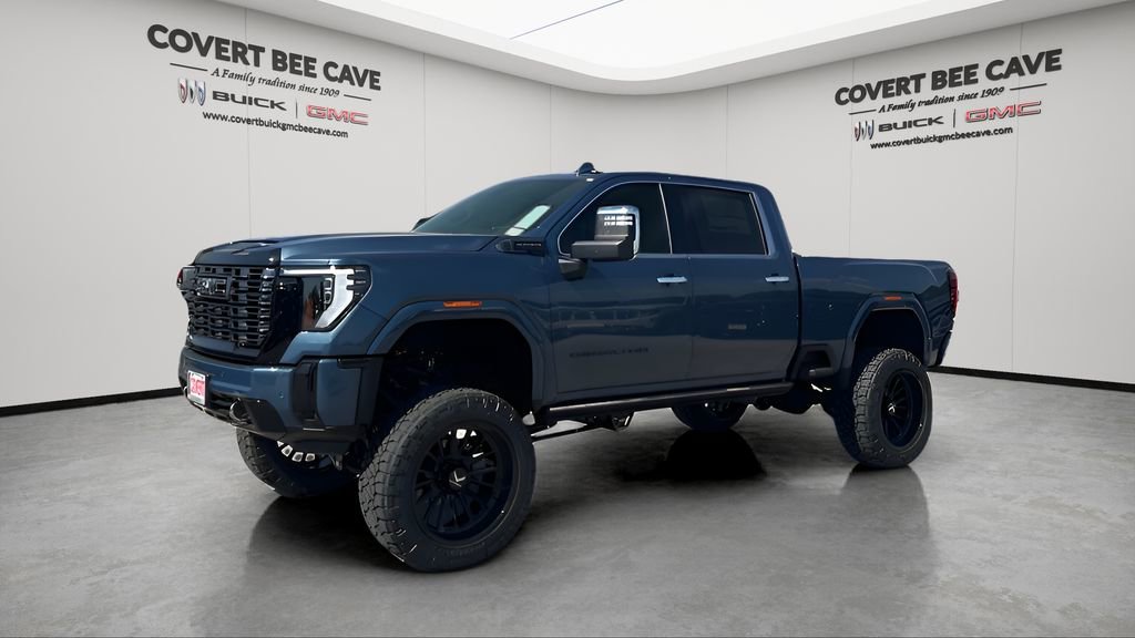 New 2026 GMC Sierra 2500 Denali Ultimate w/ LPO, Black Badging Package image 3