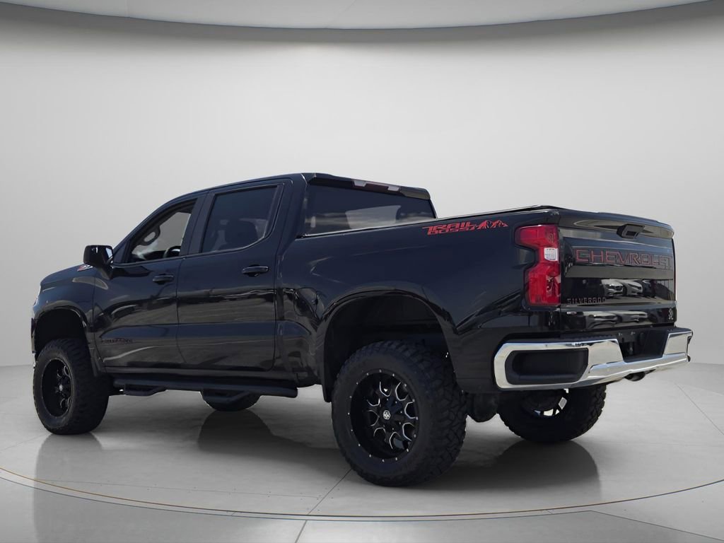Used 2019 Chevrolet Silverado 1500 LT AWD/4WD image 8