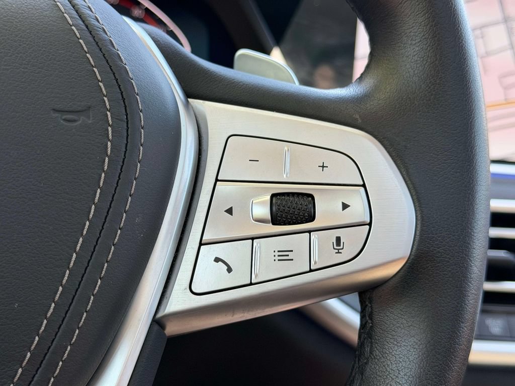 Used 2022 BMW X7 xDrive40i w/ Parking Assistance Package AWD/4WD image 32