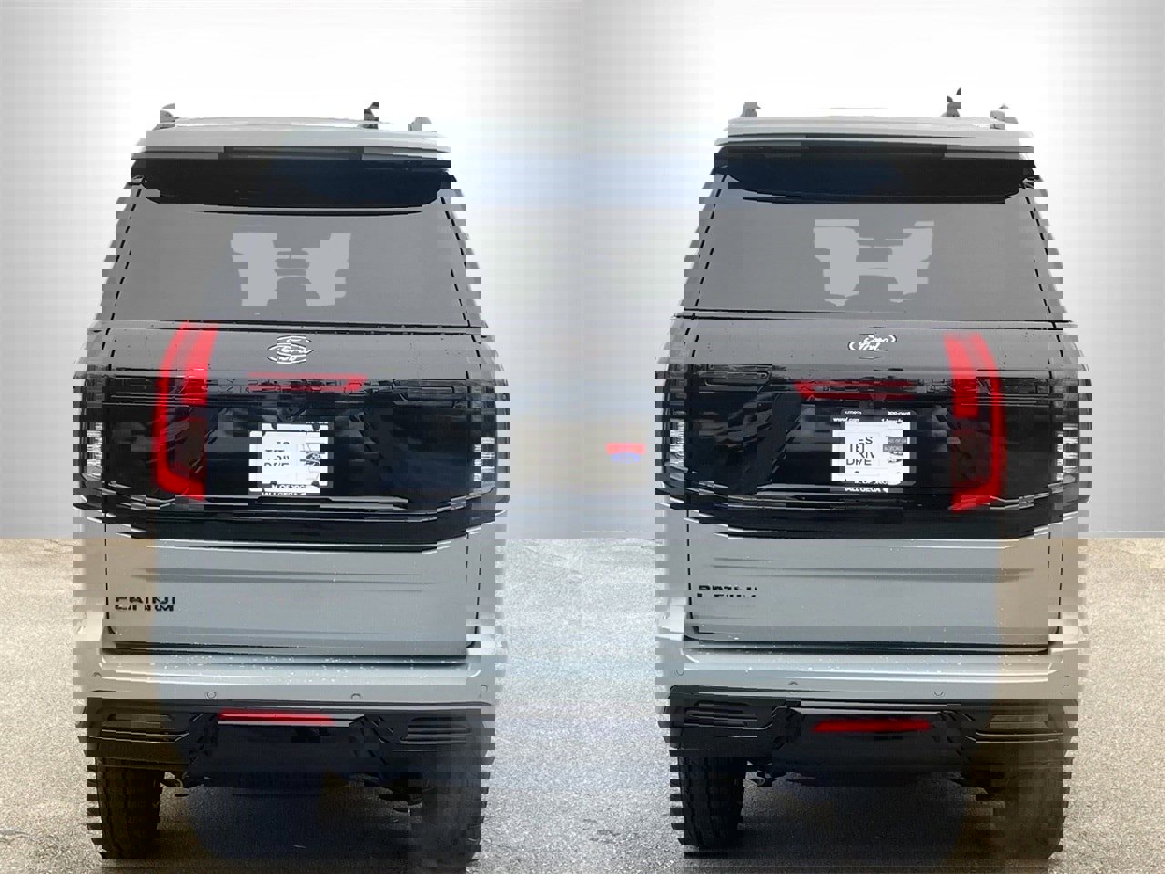 New 2025 Ford Expedition Platinum w/ Stealth Performance Package image 28
