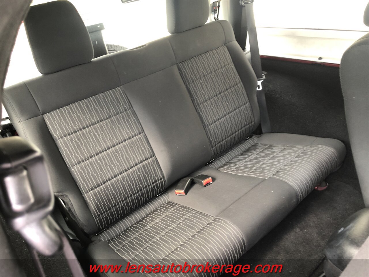 Used 2012 Jeep Wrangler Sport AWD/4WD image 21