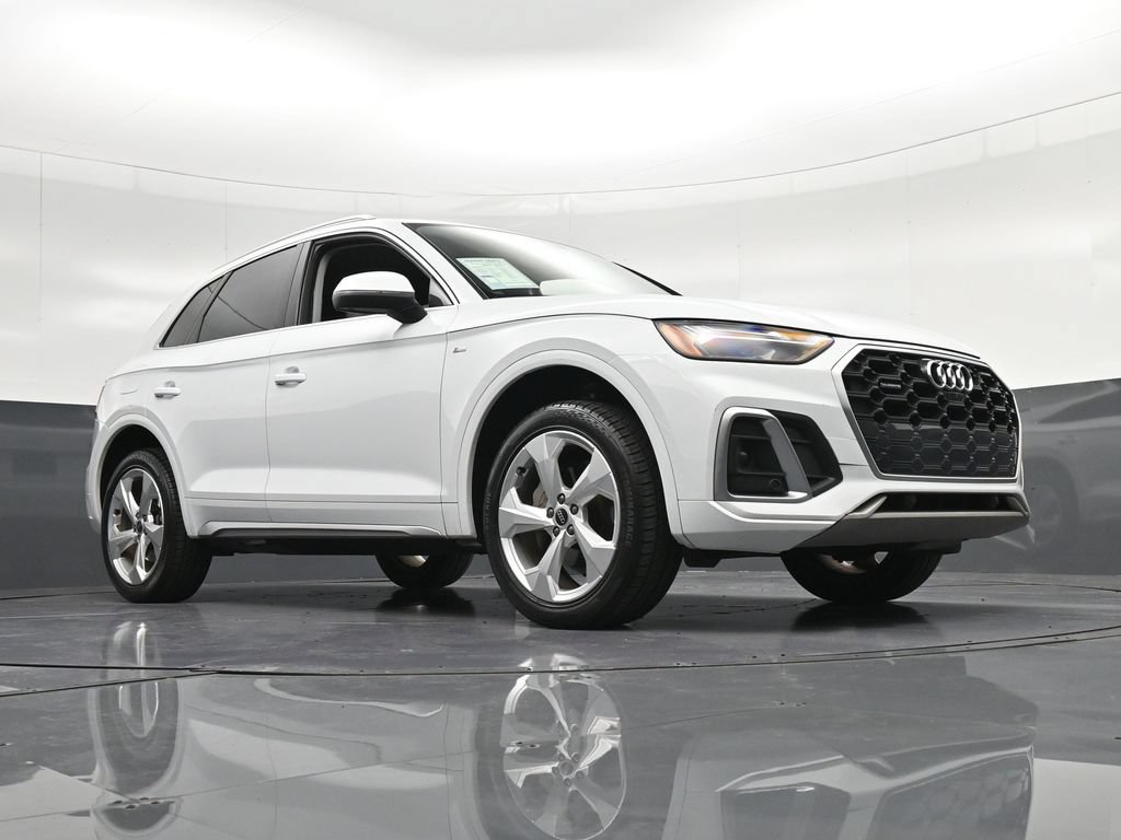 Used 2023 Audi Q5 2.0T Premium Plus AWD/4WD image 29