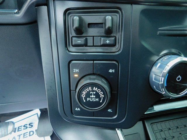 Used 2025 Ford F150 Raptor image 35