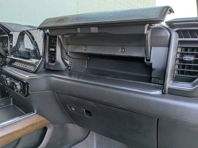 Used 2024 Chevrolet Silverado 3500 High Country w/ Technology Package AWD/4WD image 25