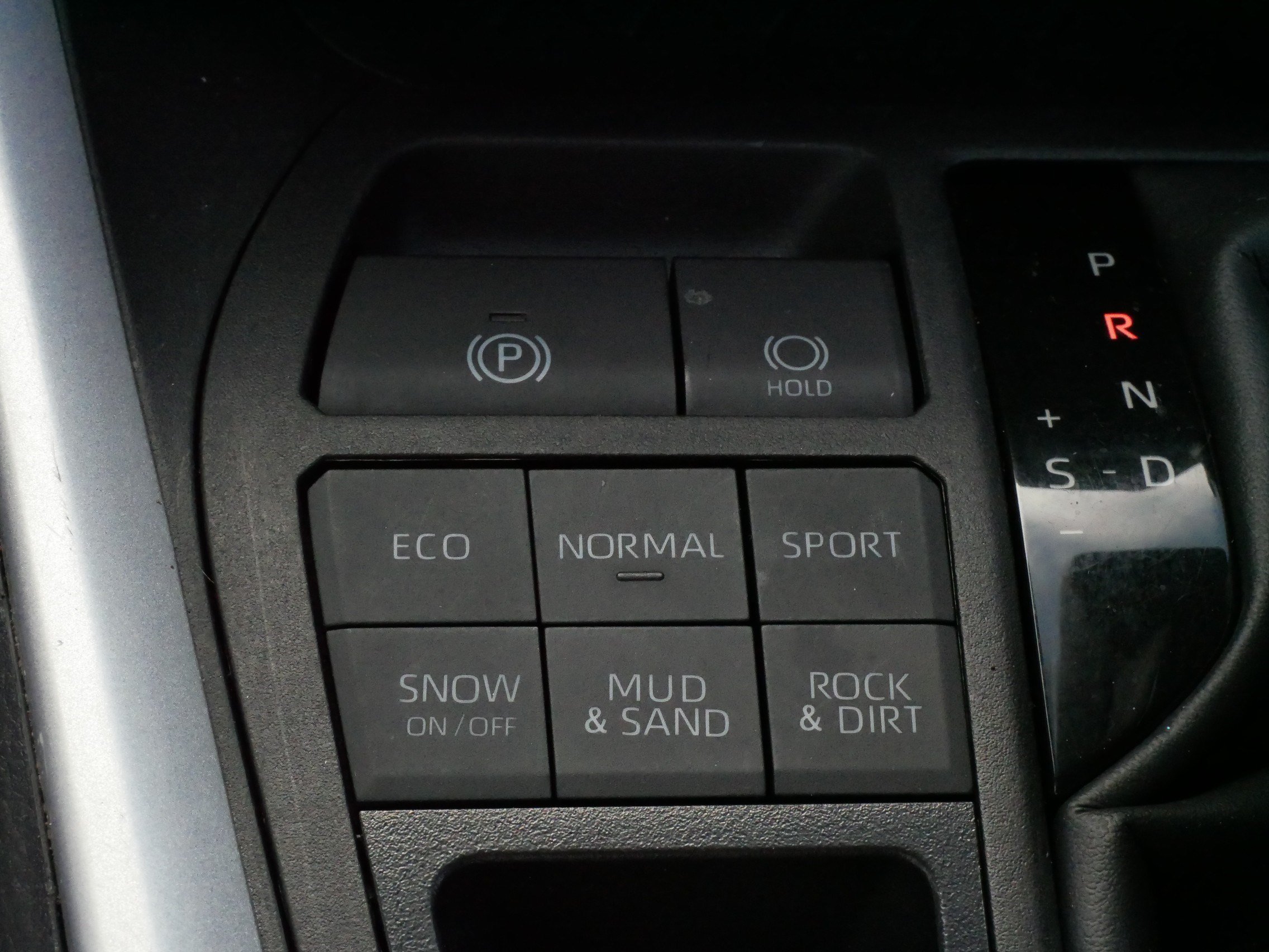 Certified 2025 Toyota RAV4 XLE AWD/4WD image 28