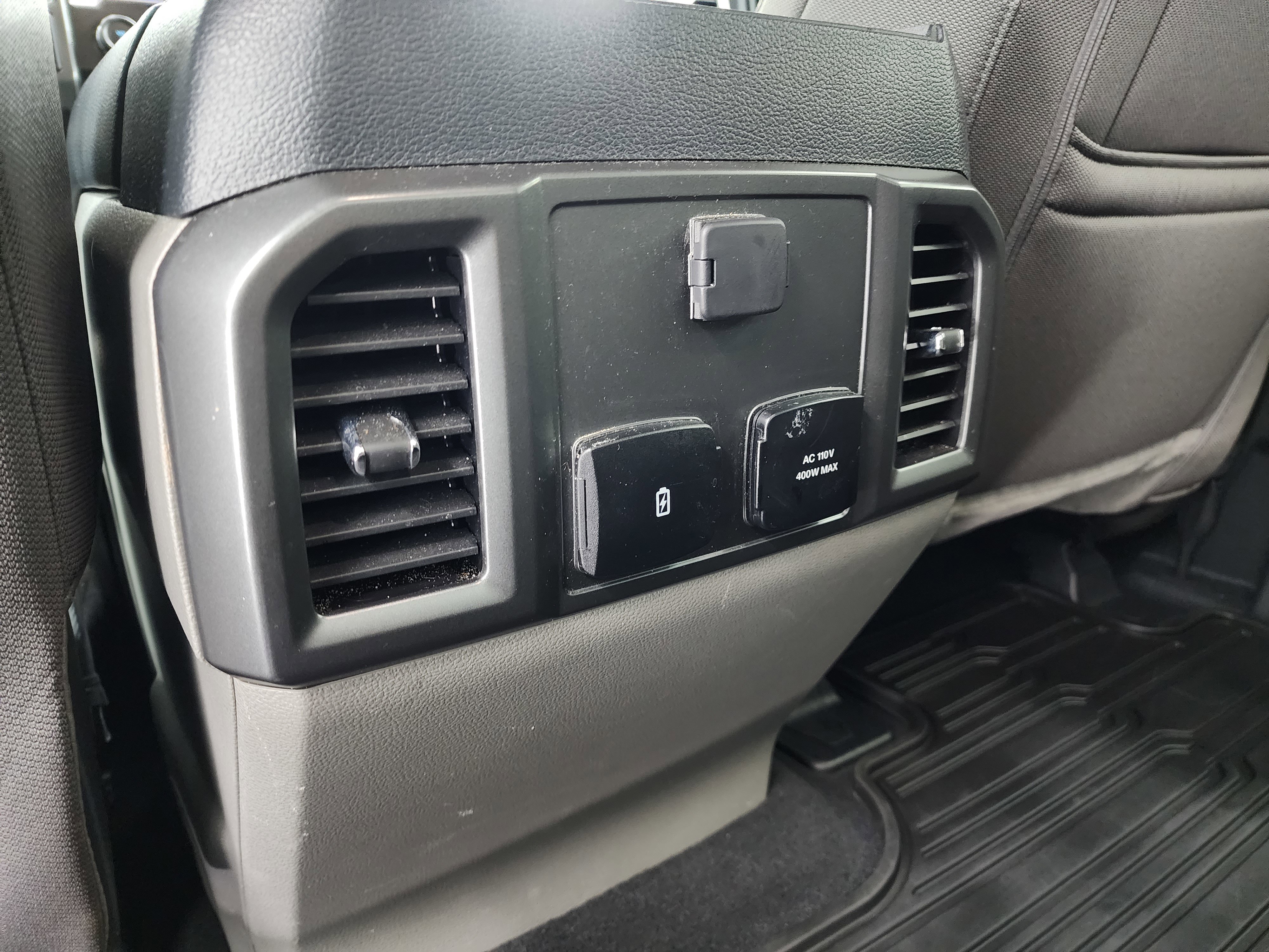 Used 2022 Ford F250 XLT w/ Black Appearance Package image 35