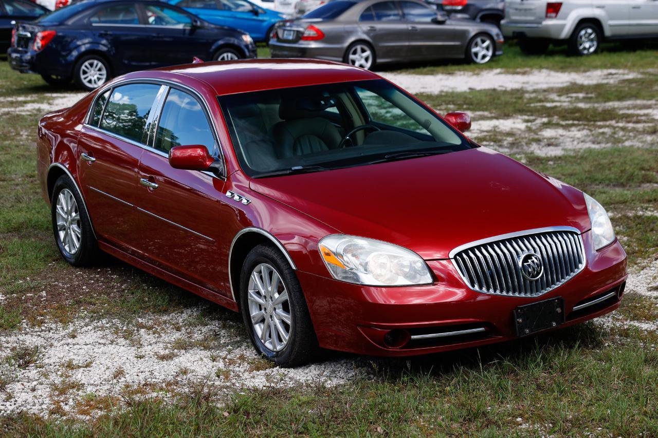 Used 2011 Buick Lucerne CXL FWD image 15