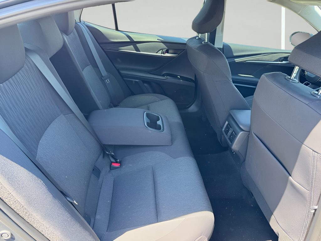 Used 2025 Toyota Camry LE FWD image 17