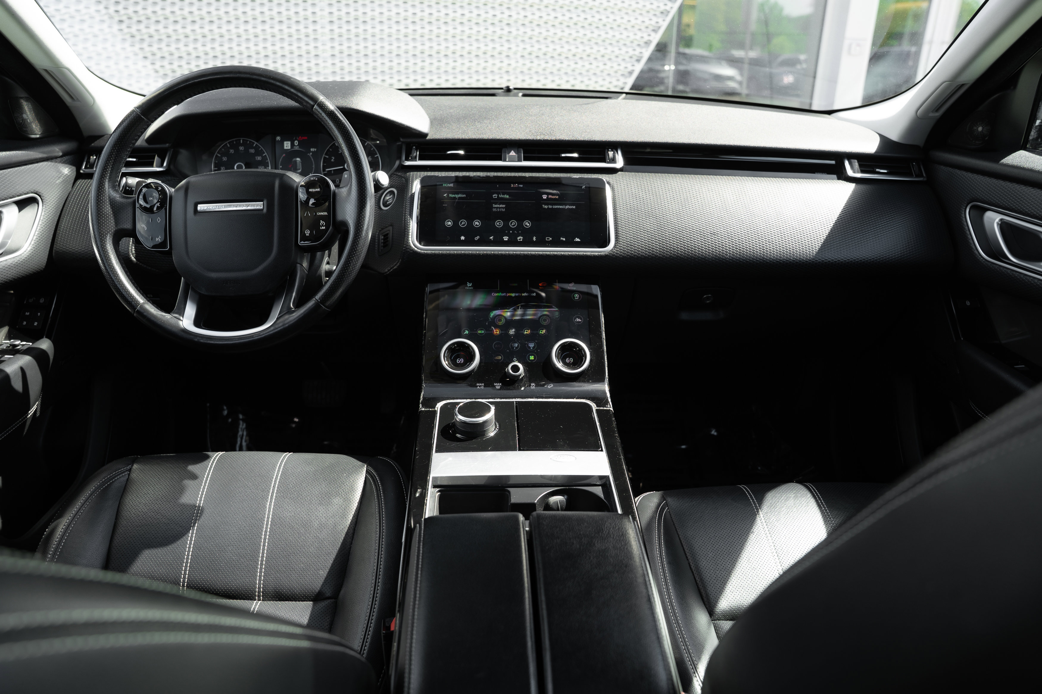 Used 2020 Land Rover Range Rover Velar S AWD/4WD image 8