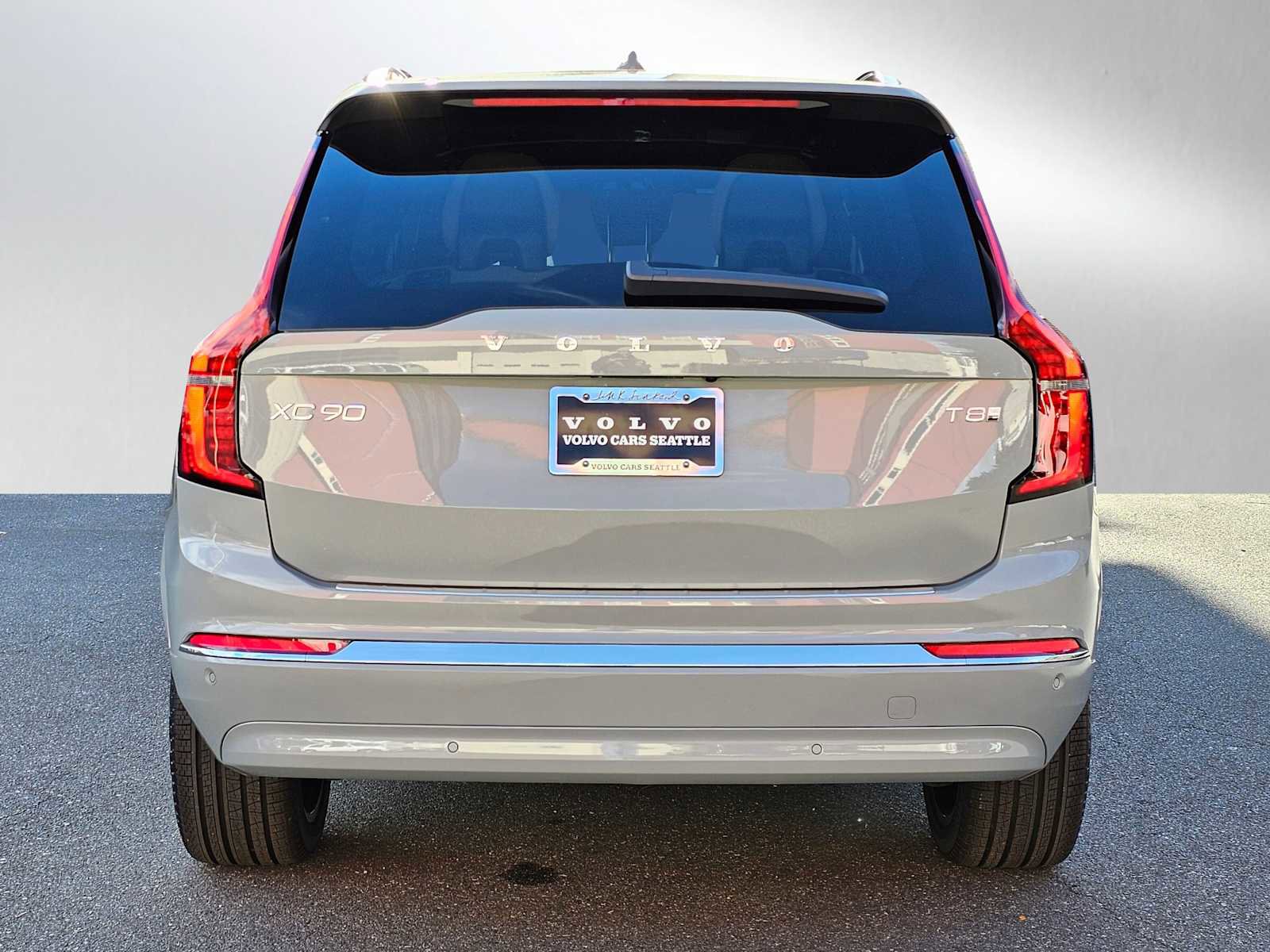 New 2026 Volvo XC90 T8 Plus image 6