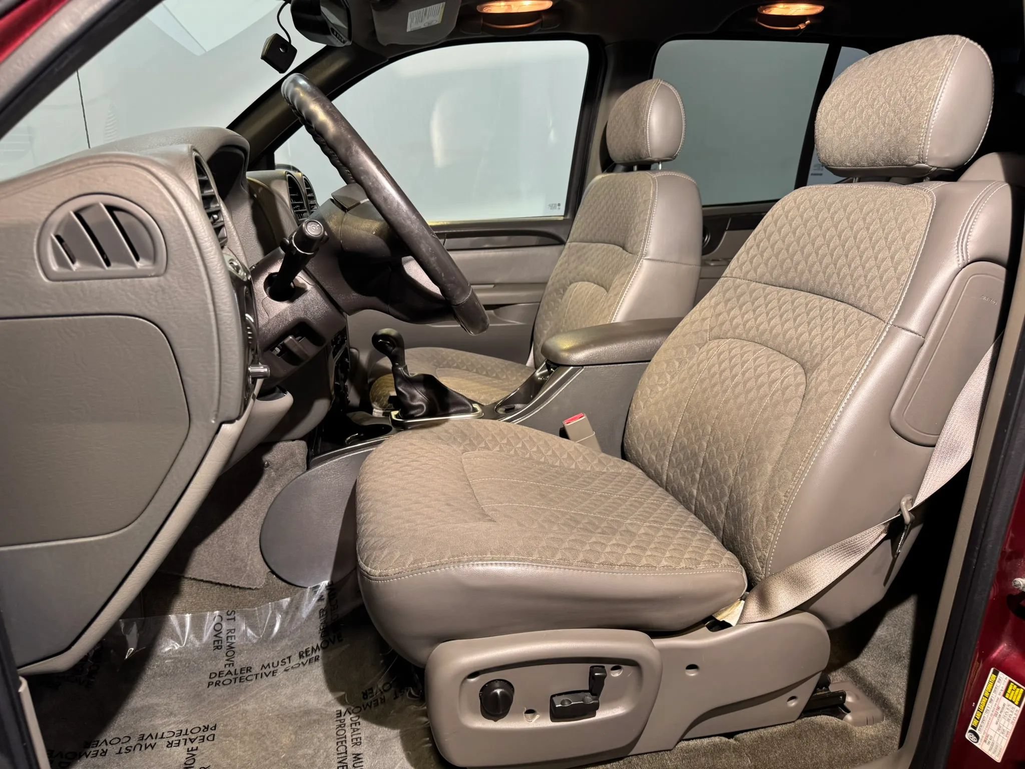 Used 2004 GMC Envoy XUV SLE w/ 1SB Preferred Equipment Group AWD/4WD image 11