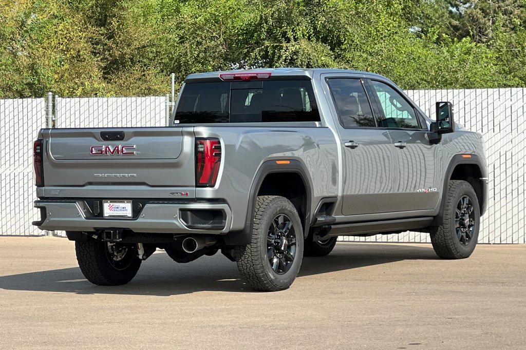 New 2026 GMC Sierra 2500 AT4 image 4