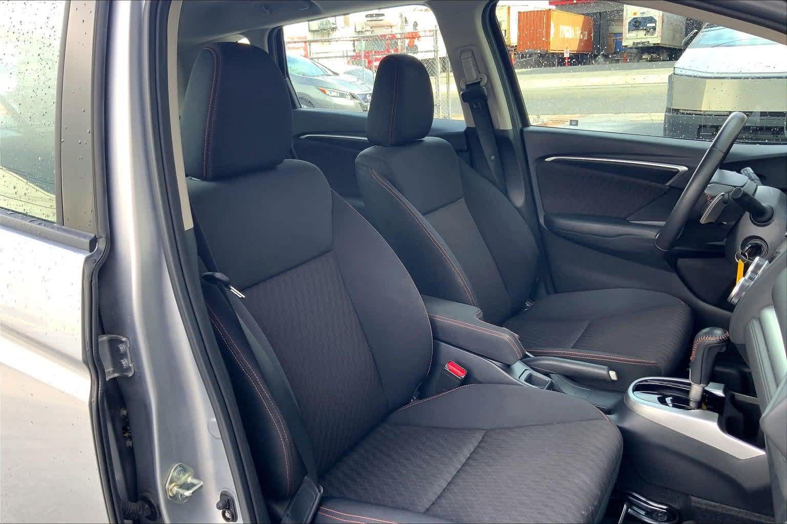 Used 2018 Honda Fit Sport image 13