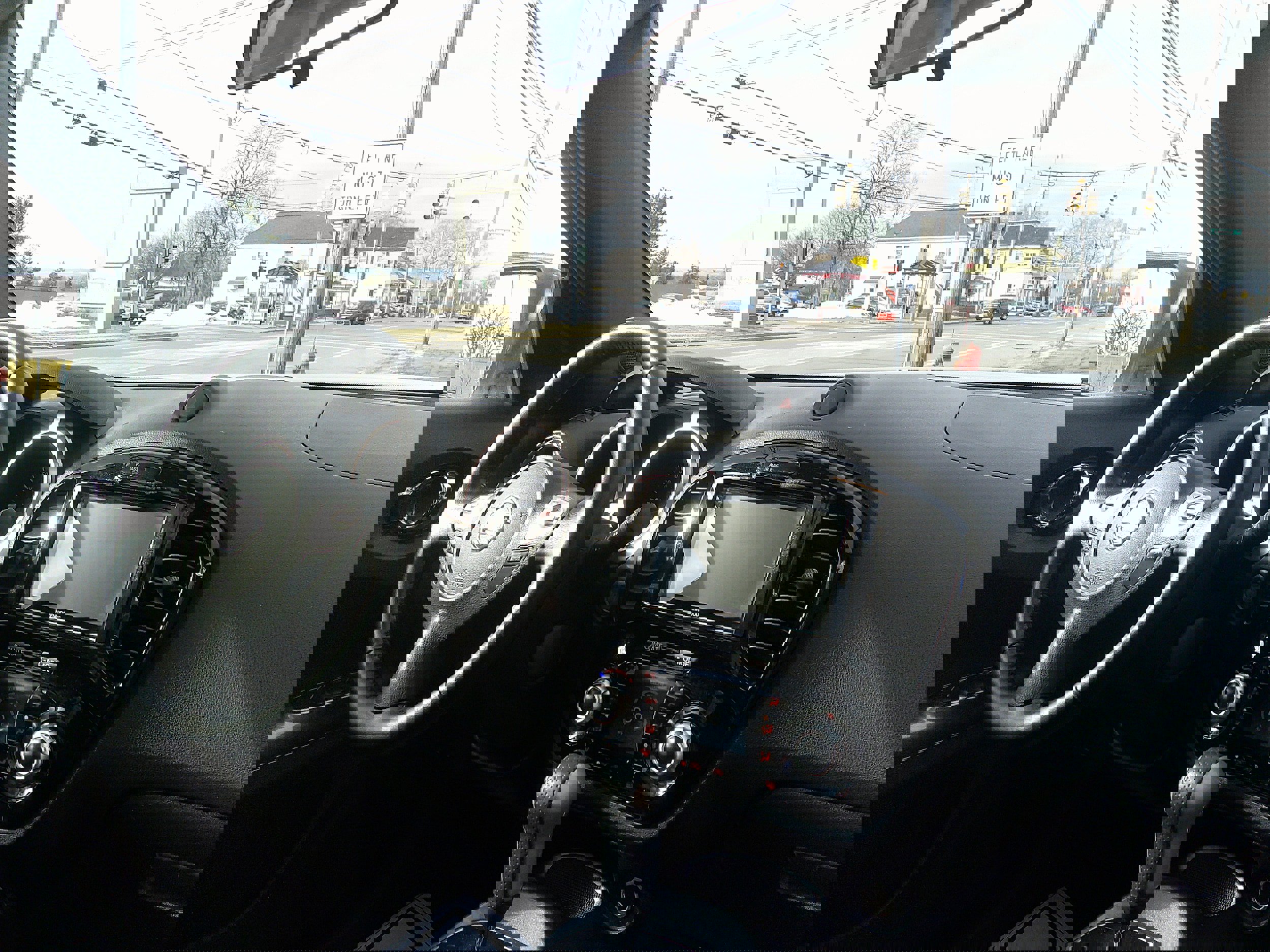 Used 2017 Nissan Juke SV image 23