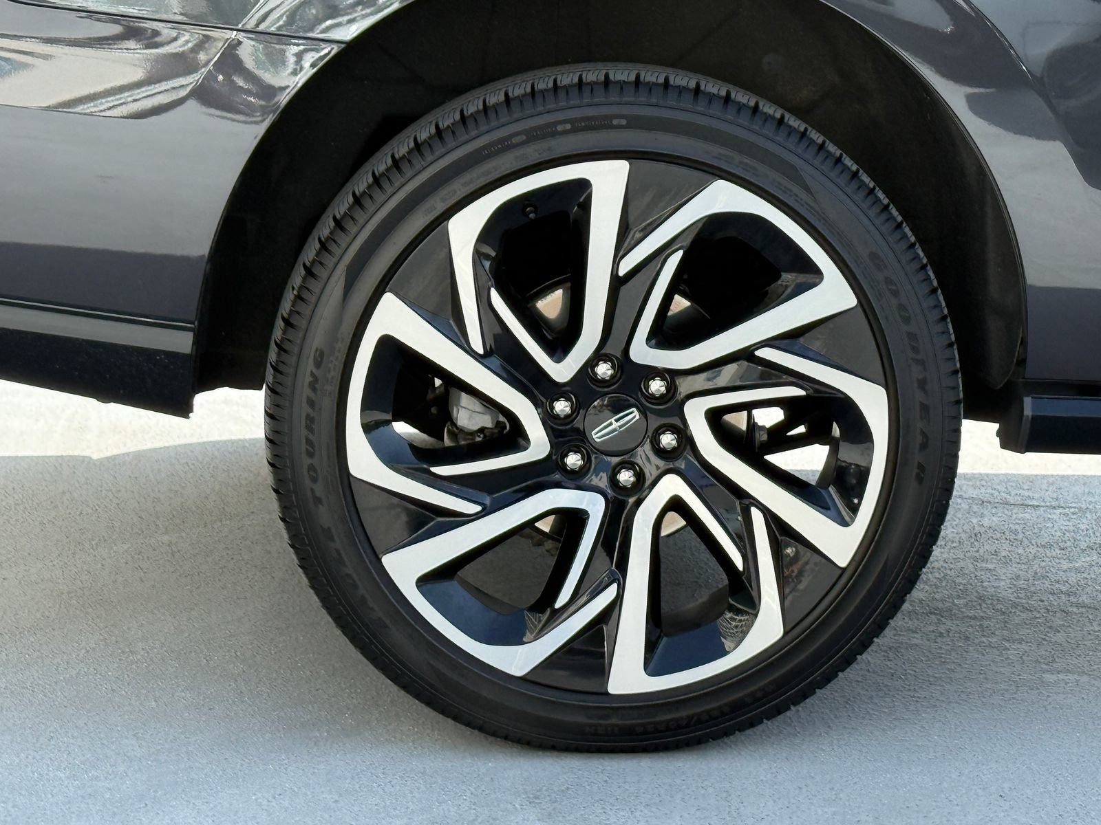 New 2026 Lincoln Navigator Black Label AWD/4WD image 6