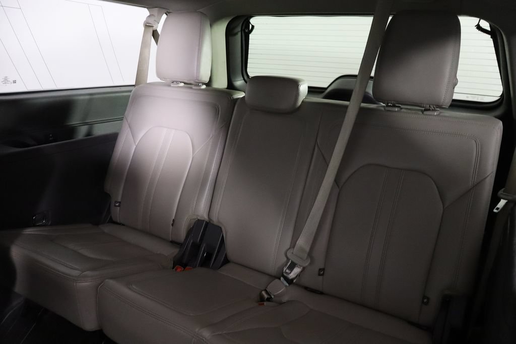 Used 2019 Ford Expedition Max Limited w/ Equipment Group 301A AWD/4WD image 17