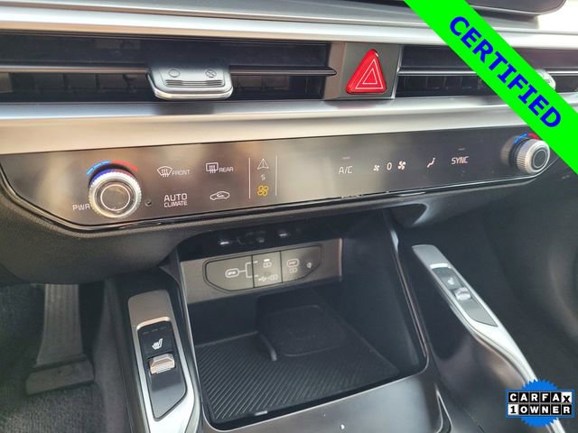 Certified 2024 Kia Sorento S image 22