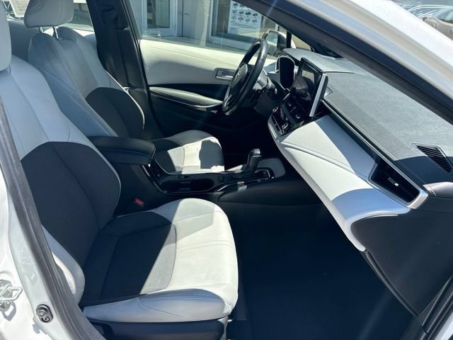 Used 2024 Toyota Corolla XSE FWD image 28