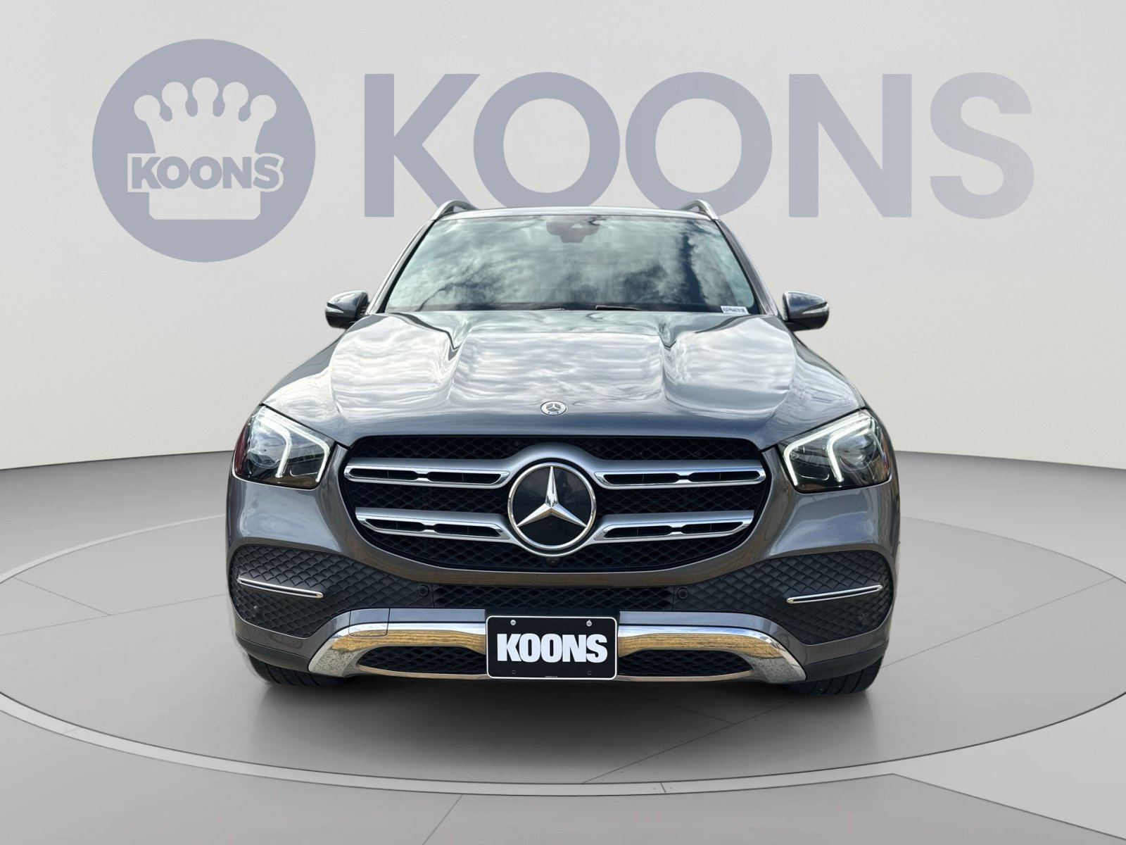 Used 2022 Mercedes-Benz GLE 350 4MATIC w/ Premium Package image 4