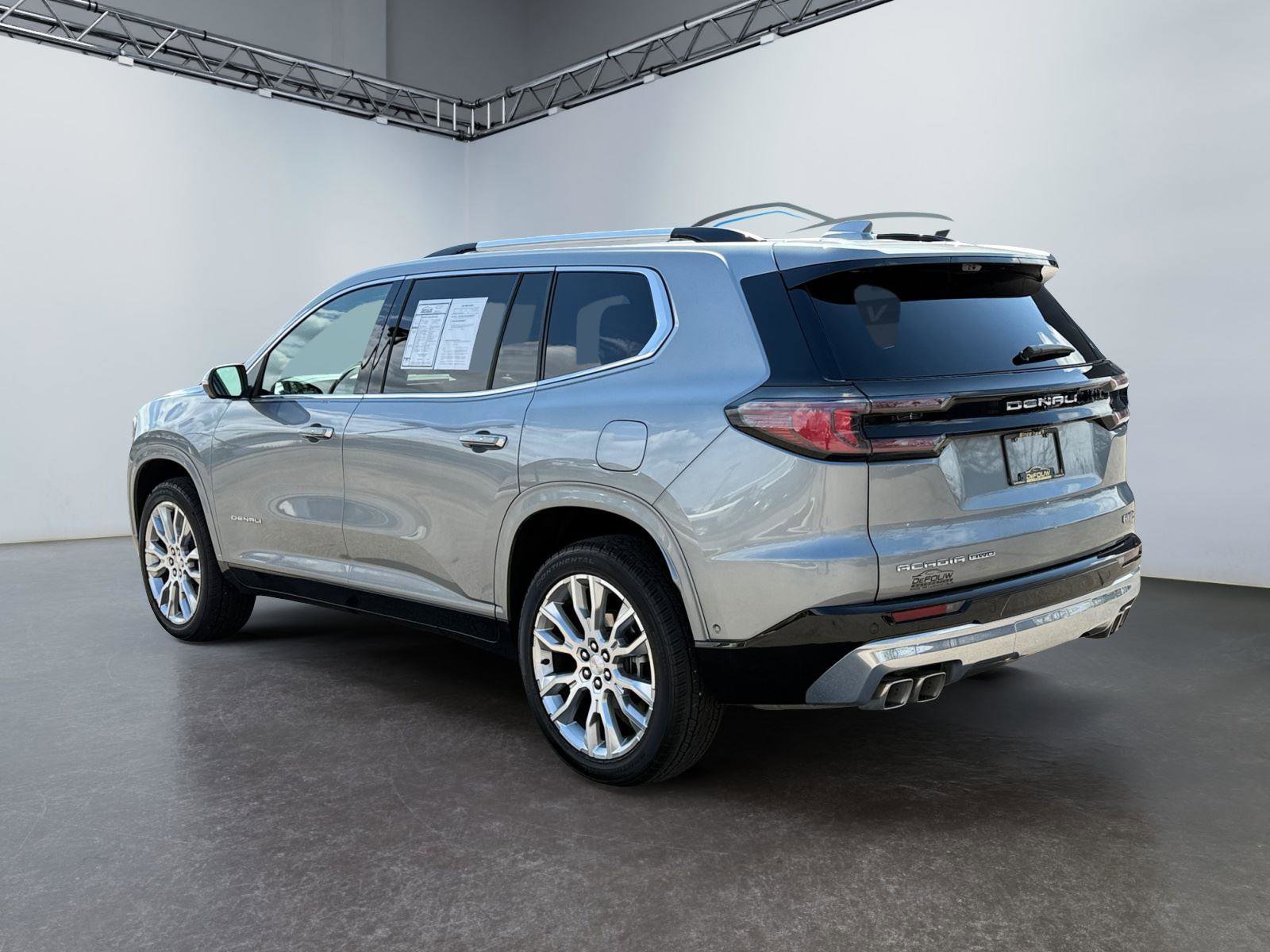 Used 2026 GMC Acadia Denali w/ Super Cruise Package image 5