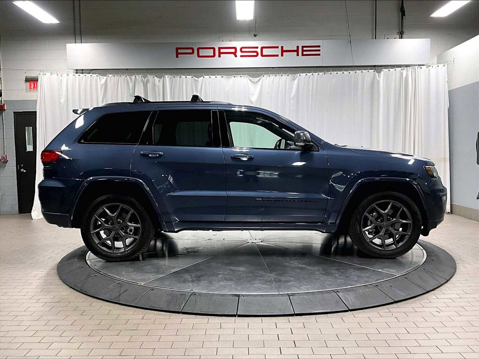 Used 2021 Jeep Grand Cherokee 80th Anniversary w/ Quick Order Package 28K 80th image 11