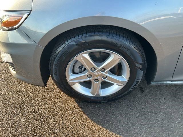 Used 2024 Chevrolet Malibu LT FWD image 39