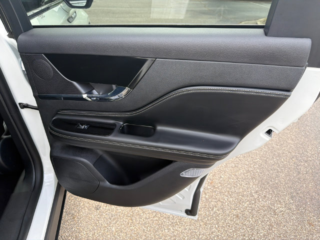 New 2026 Lincoln Corsair Premiere FWD image 17