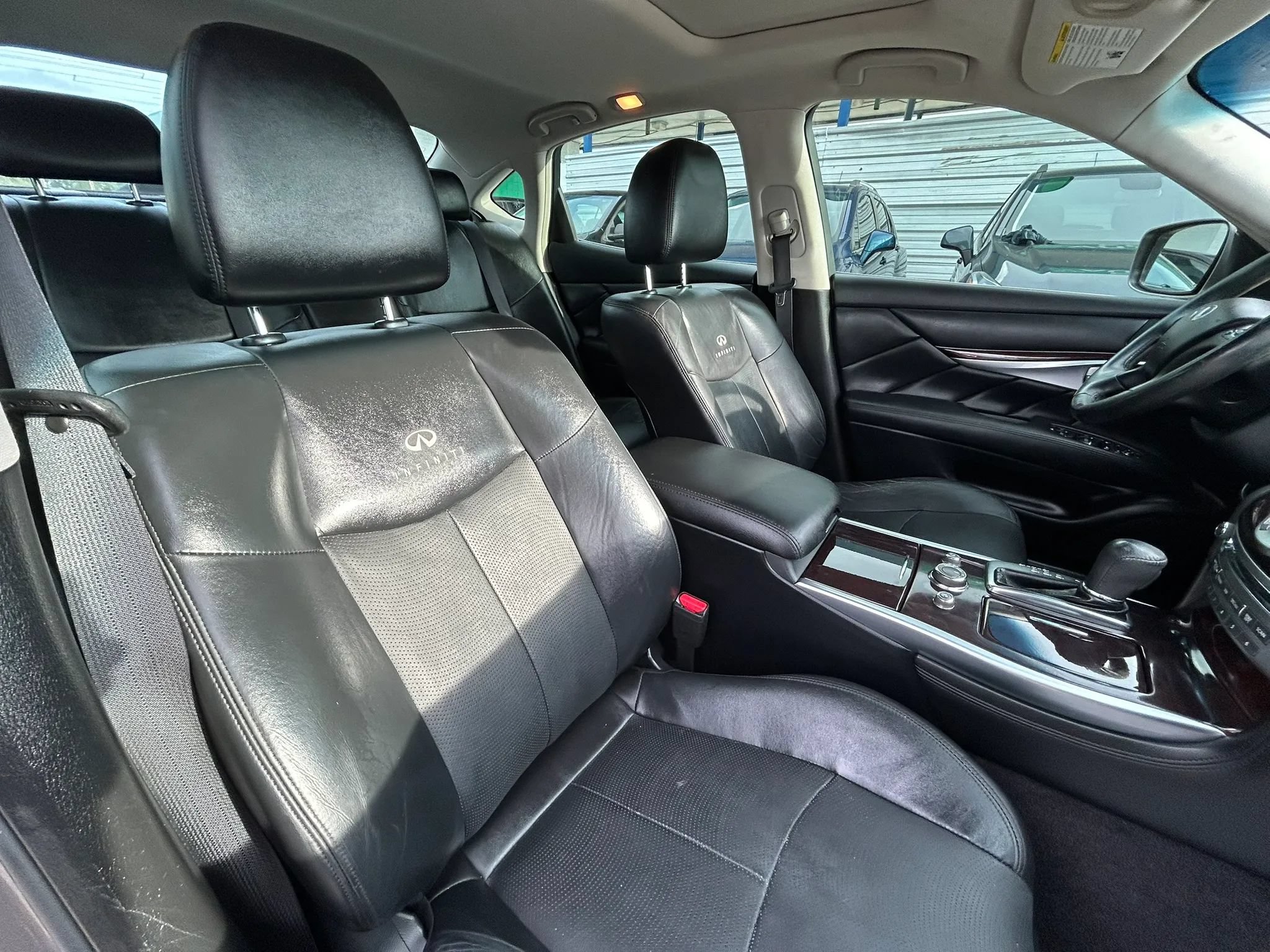 Used 2012 INFINITI M37 w/ Premium Pkg RWD image 13