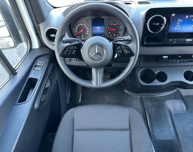 Used 2026 Mercedes-Benz Sprinter 2500 image 12
