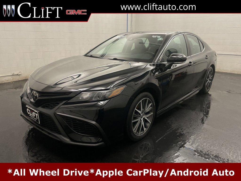 Used 2022 Toyota Camry SE w/ Convenience Package