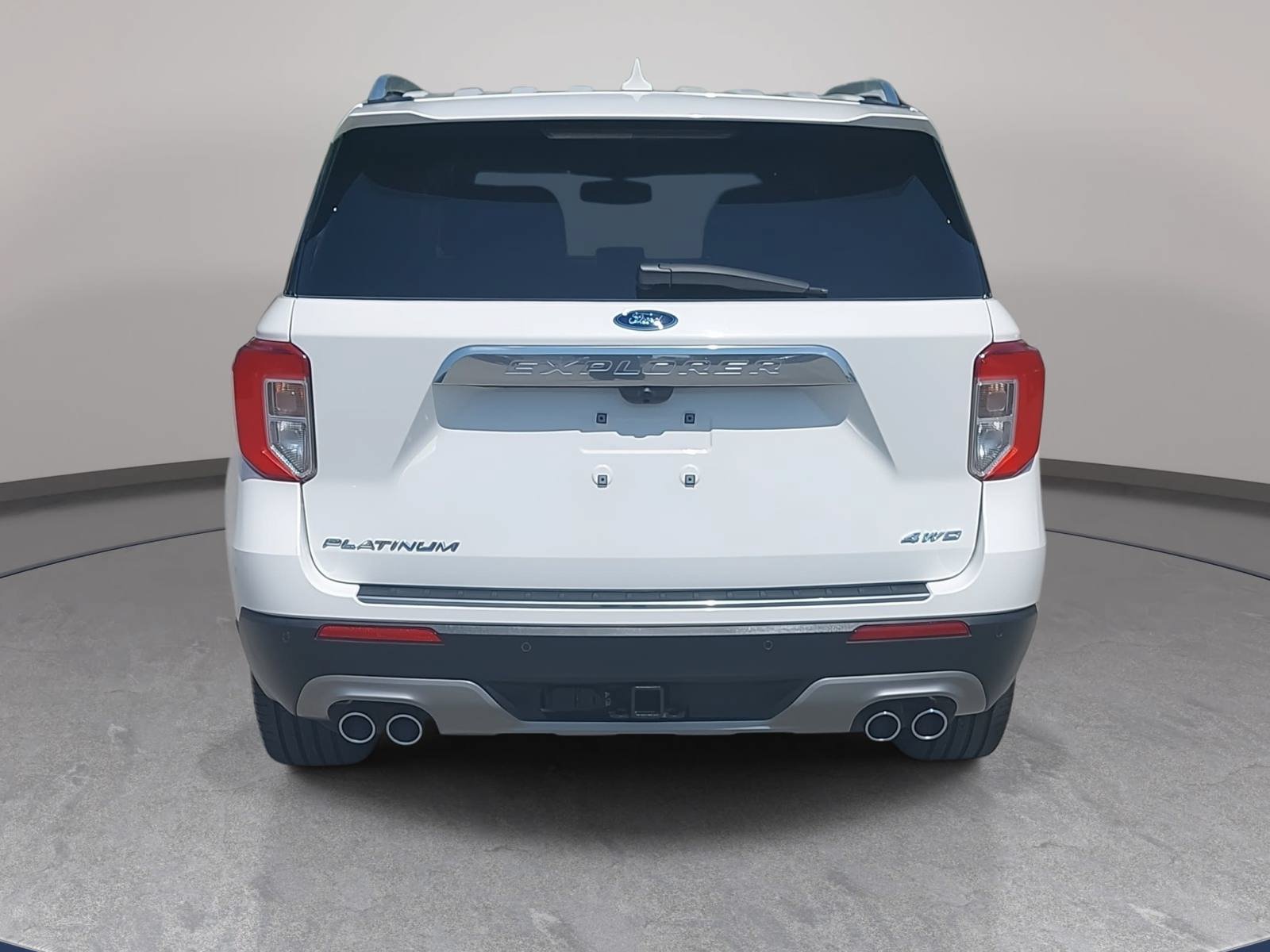 Used 2022 Ford Explorer Platinum w/ Equipment Group 601A AWD/4WD image 6