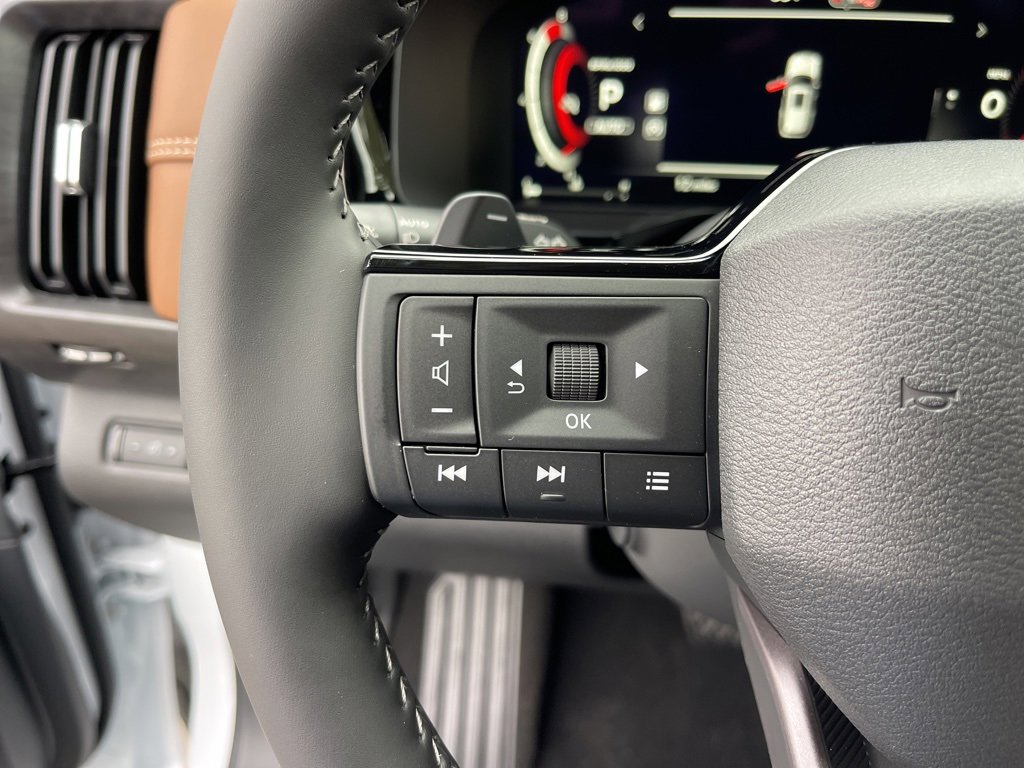 New 2026 Nissan Pathfinder Platinum image 15