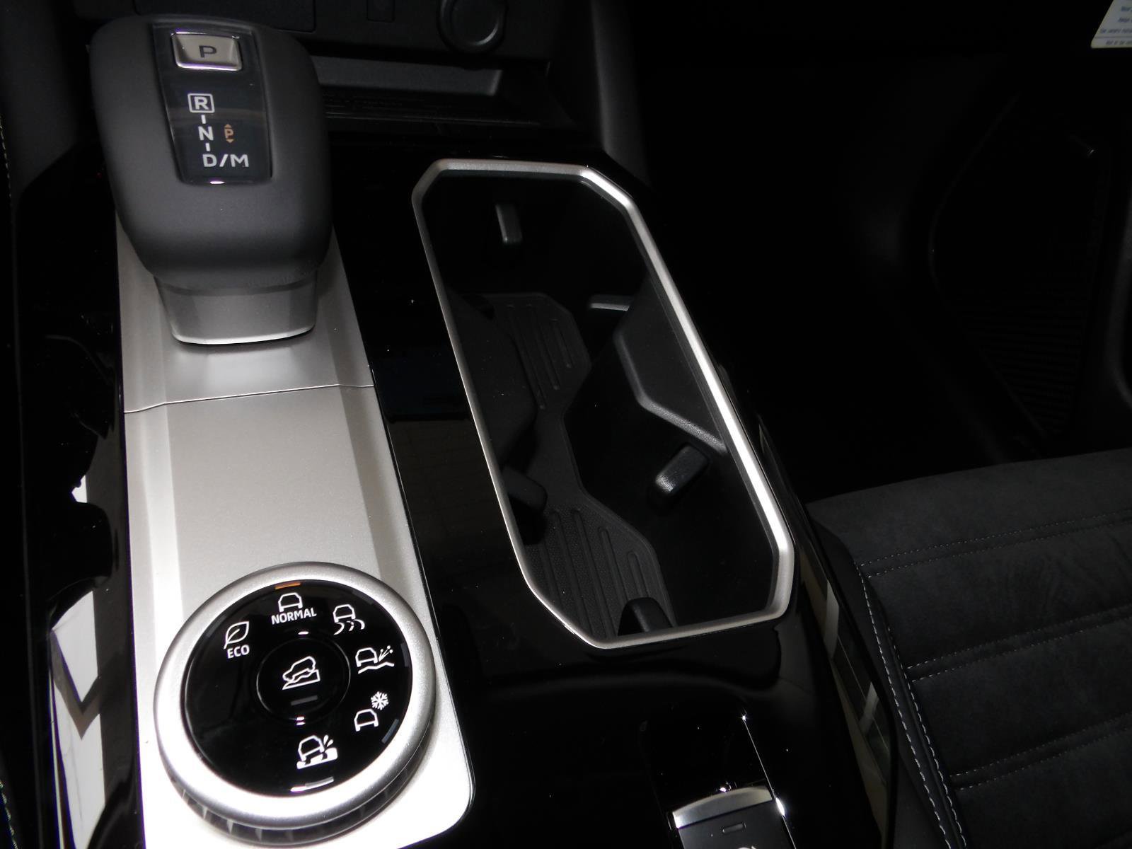 New 2026 Mitsubishi Outlander SE image 21