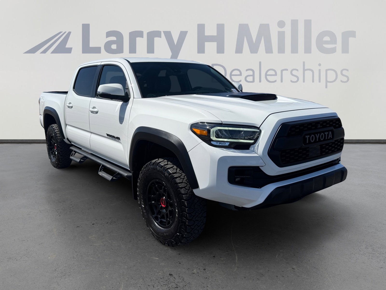 Used 2022 Toyota Tacoma TRD Pro AWD/4WD image 7