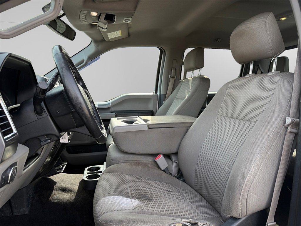 Used 2015 Ford F150 XLT w/ Equipment Group 302A Luxury image 9