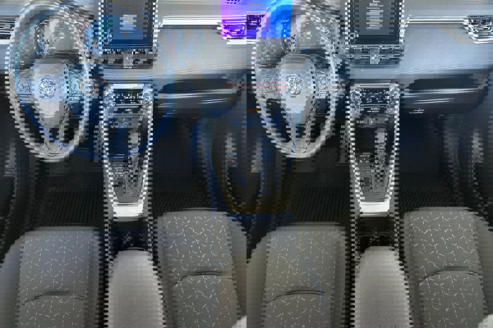 New 2025 Toyota RAV4 XLE image 16