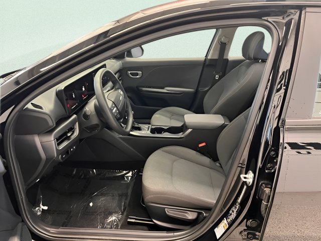 Used 2025 Kia K4 FWD image 18