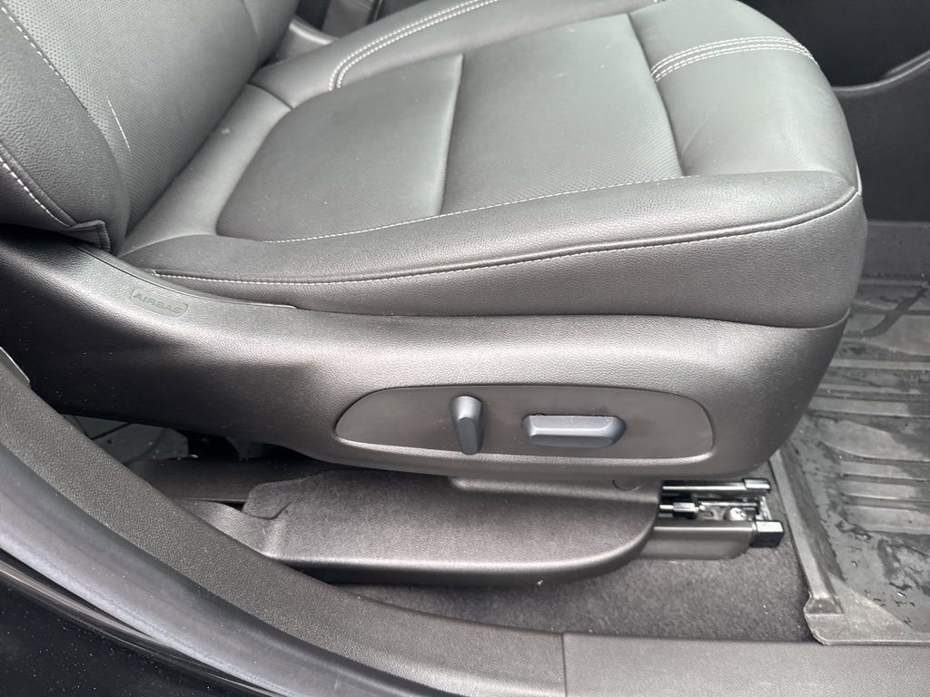 Used 2024 Chevrolet Blazer LT w/ Sound & Technology Package image 46