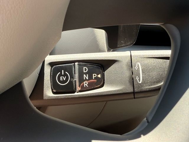 New 2026 Kia EV9 Land image 17