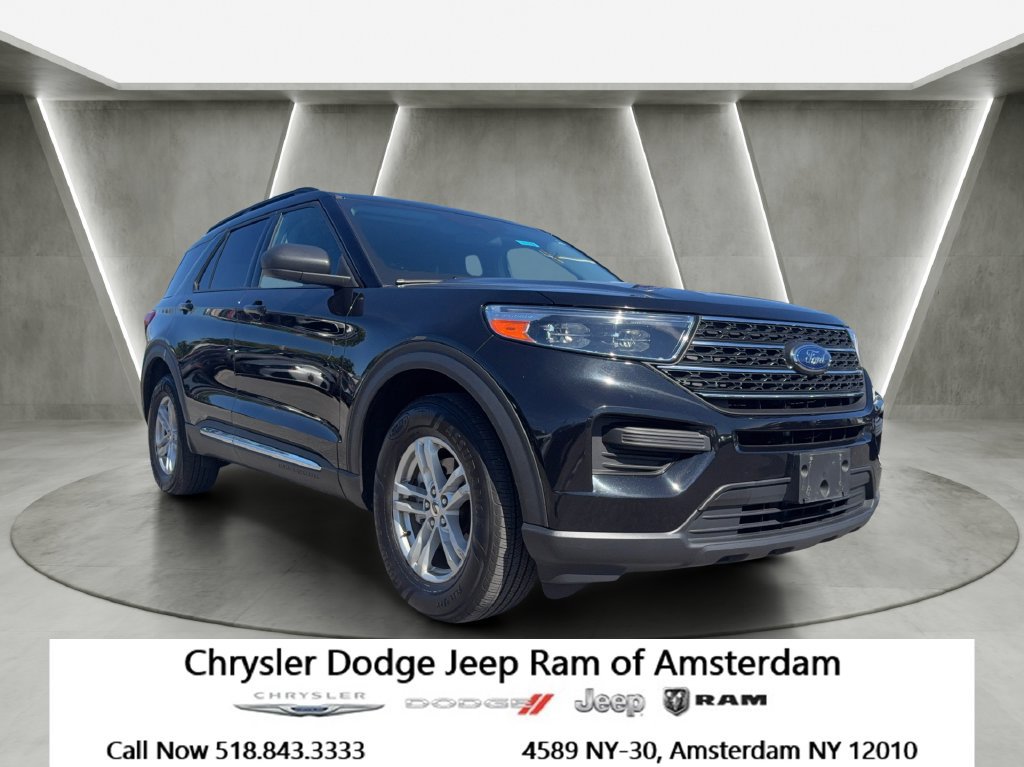 Used 2022 Ford Explorer XLT AWD/4WD image 1