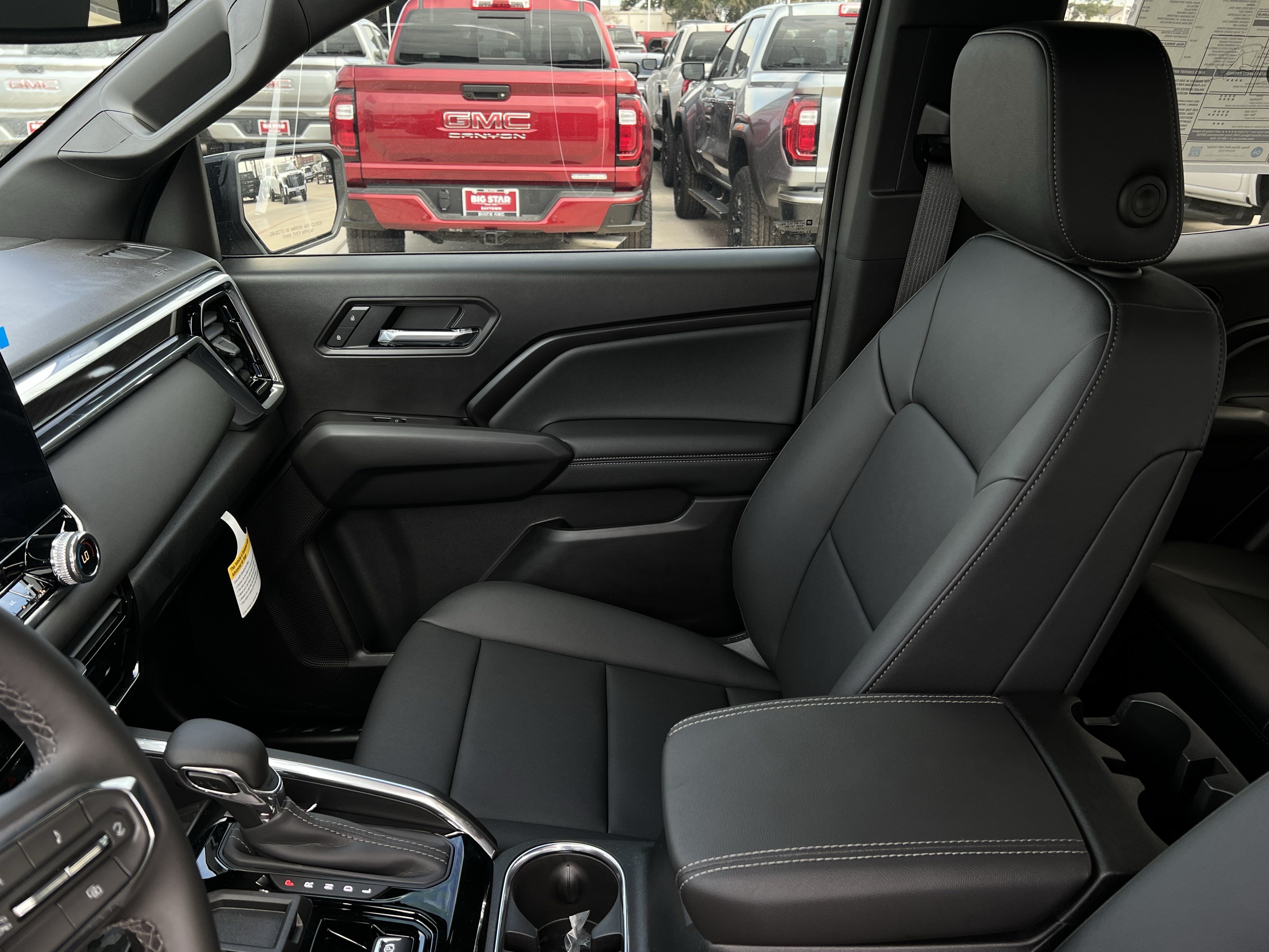 New 2026 GMC Canyon Elevation w/ Convenience Package RWD image 23