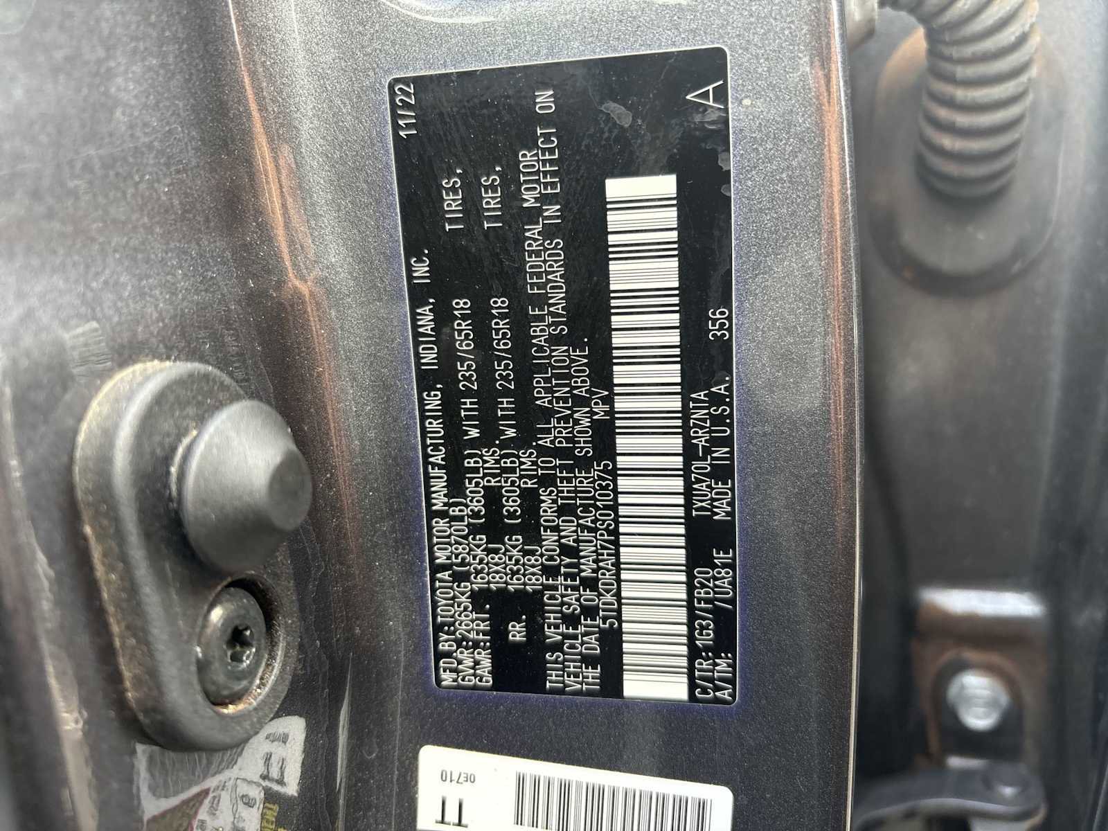 Used 2023 Toyota Highlander L image 25