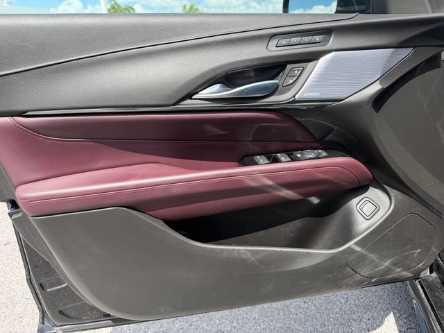 Used 2024 Cadillac CT4 V w/ Technology Package RWD image 11
